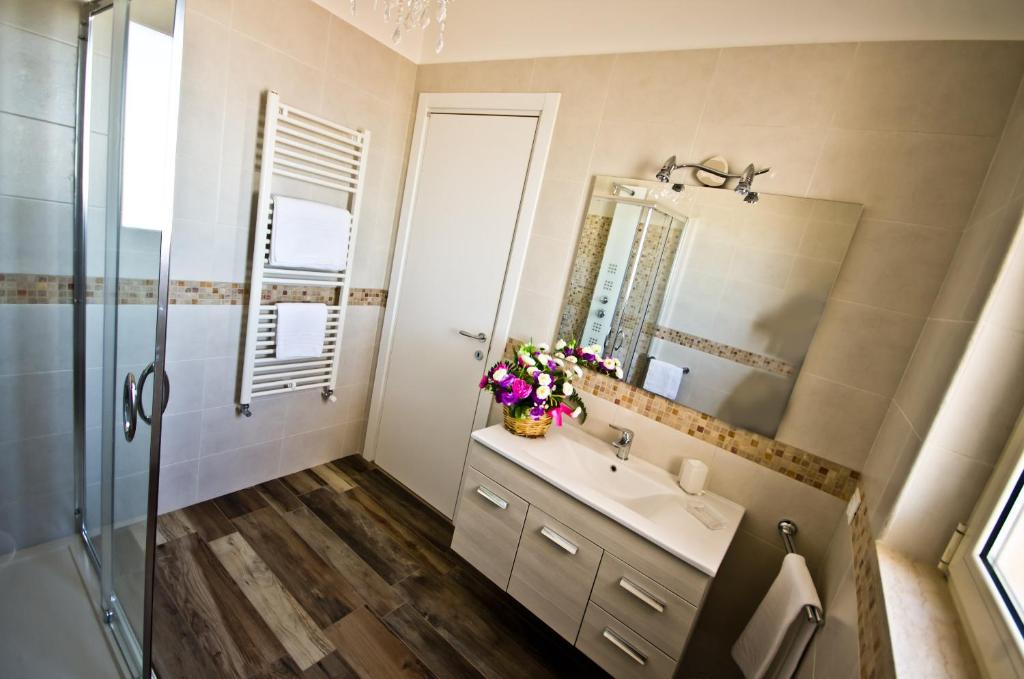 Vistamare Rooms room 3