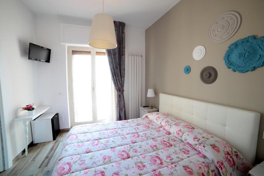 Vistamare Rooms room 6
